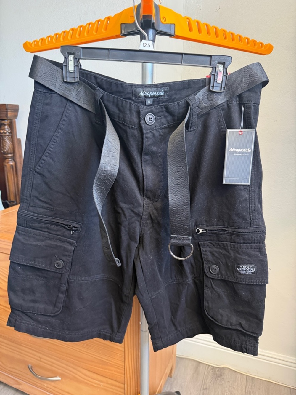 New Aeropostale Men's Black Cargo Shorts with Utility Belt